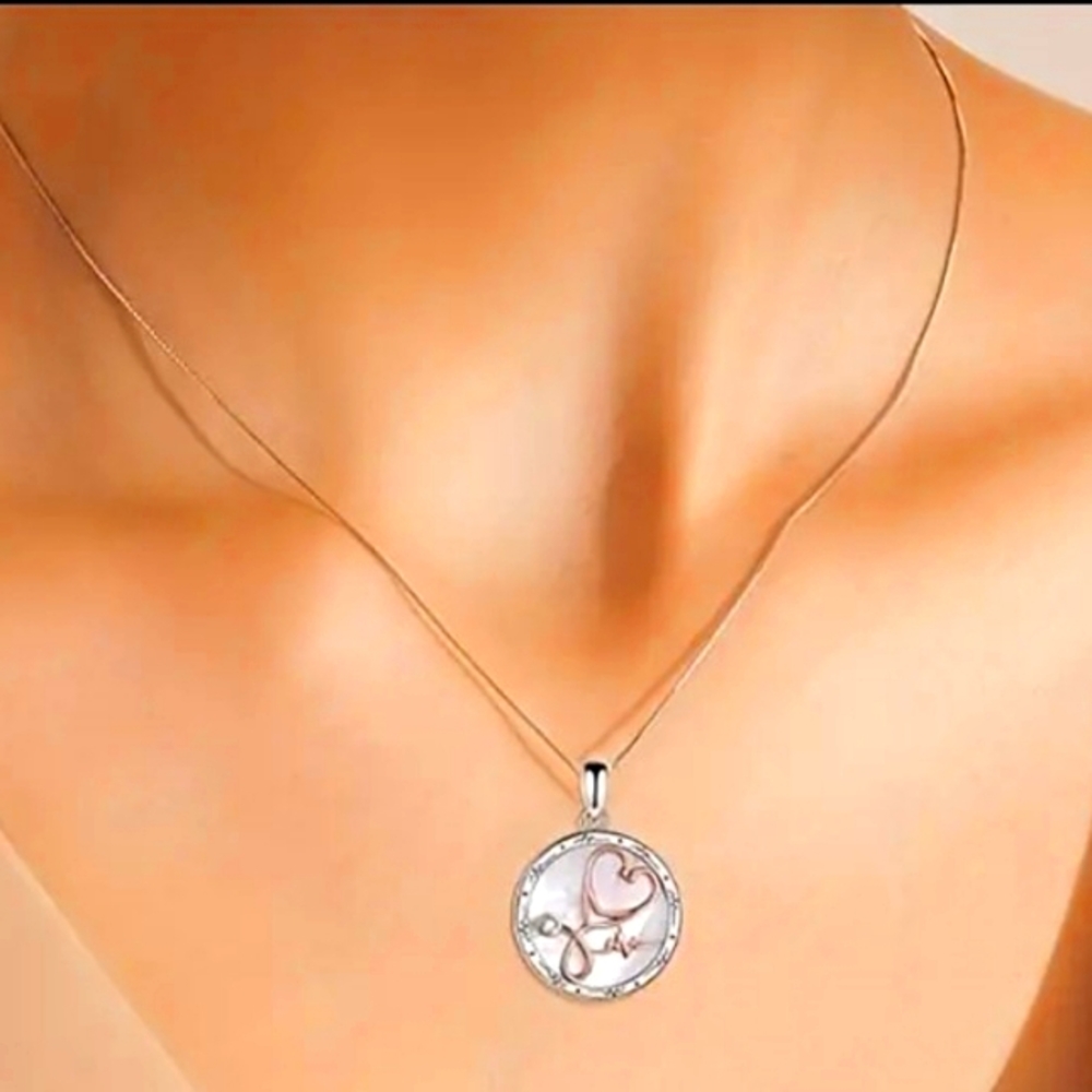 New -Necklace for a Dr. or Nurse